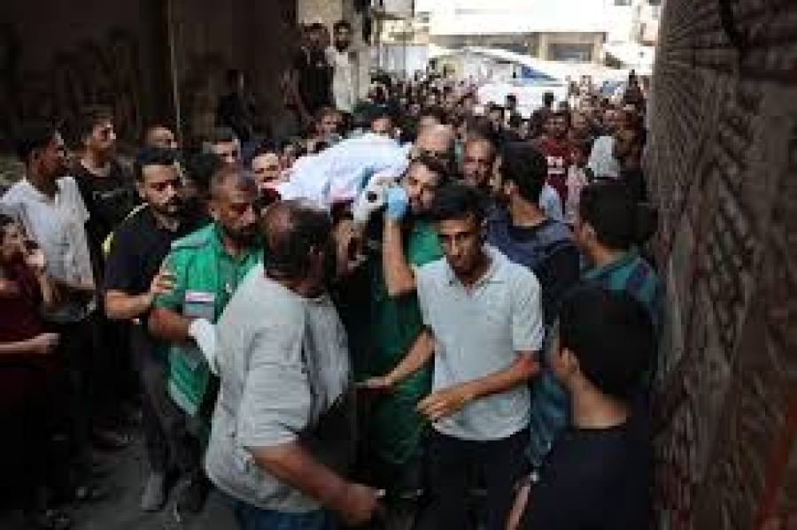 &quot;No hay ningún lugar seguro&quot;: al menos 20 muertos, entre ellos 5 periodistas, en un doble ataque de Israel contra un hospital en Gaza