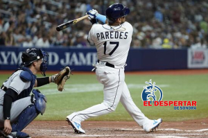 Isaac Paredes pega su jonrón 15